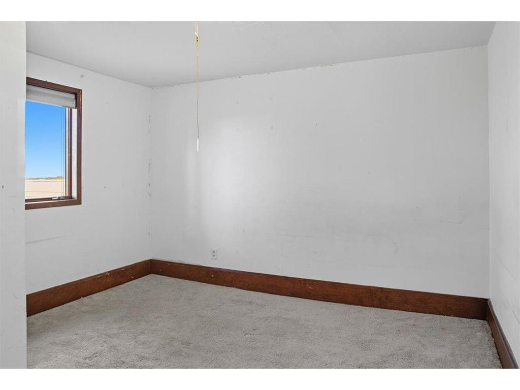 303 County Road 13 Myrtle MN 56036 6803930 image22