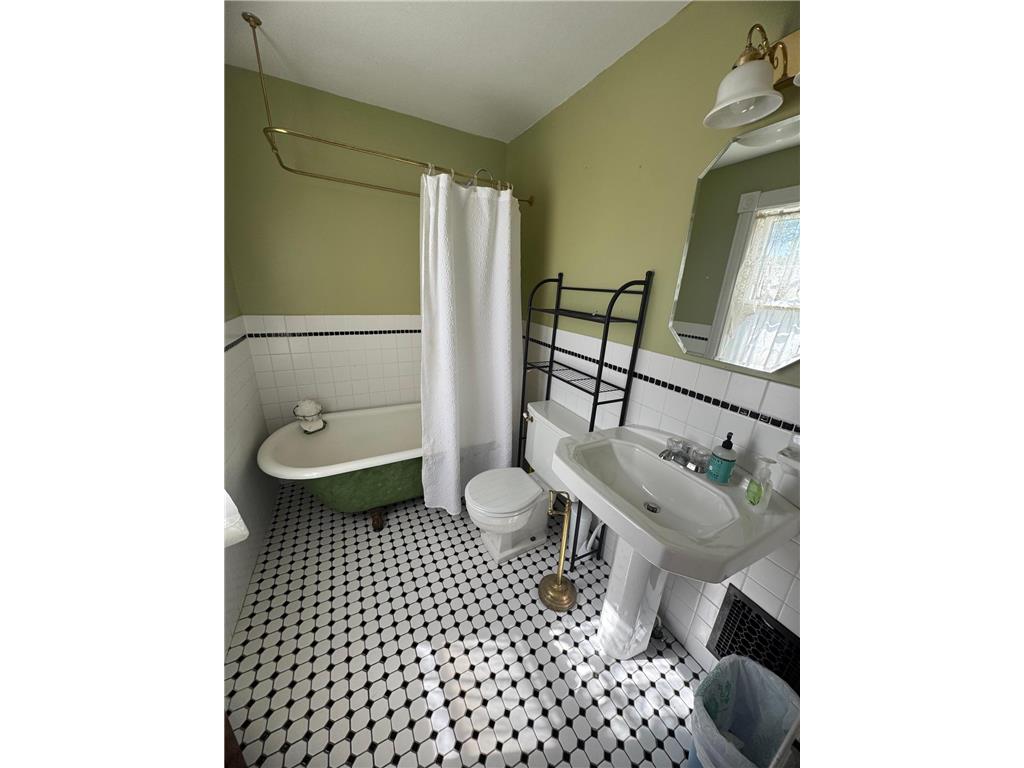 303 E Academy Street Owatonna MN 55060 7074355 image14