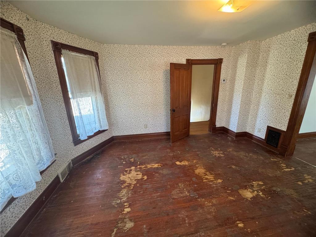 303 E Academy Street Owatonna MN 55060 7074355 image17