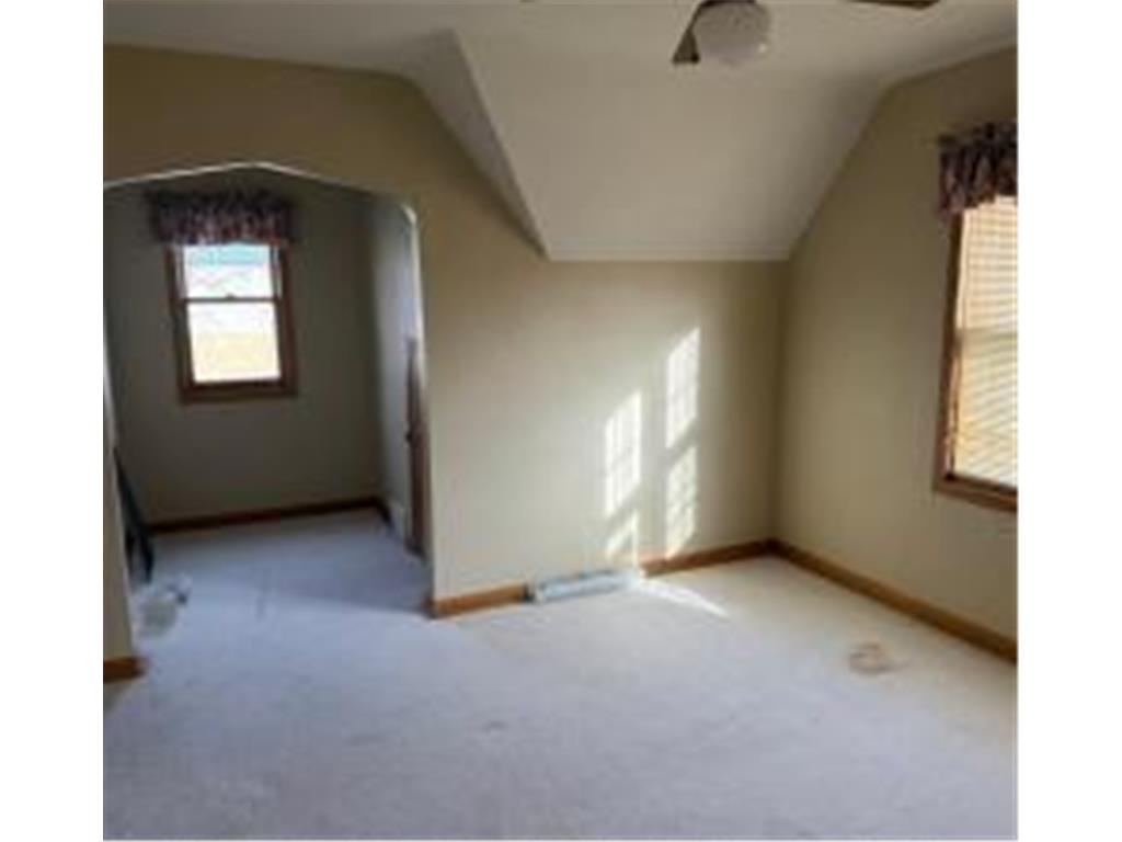303 E Lafayette Street Mankato MN 56001 7014829 image14