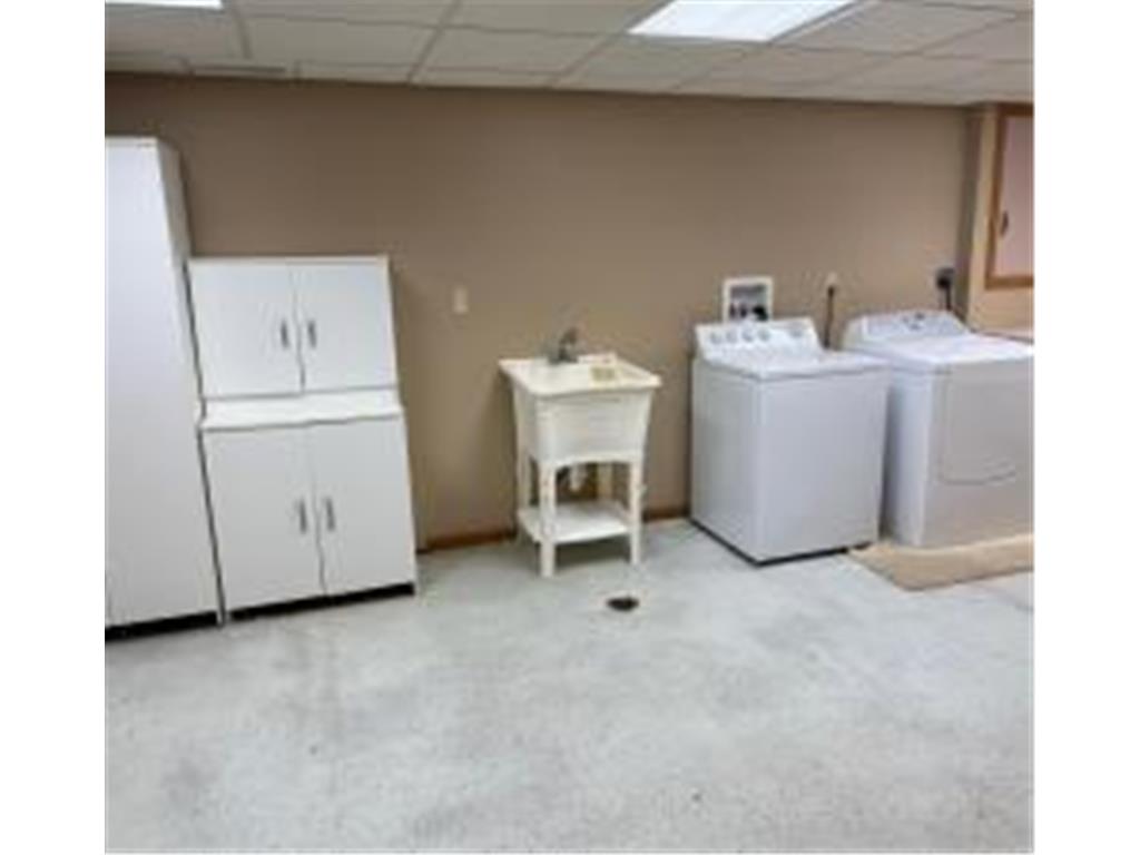 303 E Lafayette Street Mankato MN 56001 7014829 image18