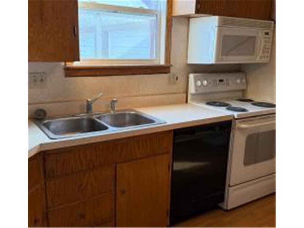 303 E Lafayette Street Mankato MN 56001 7014829 image2