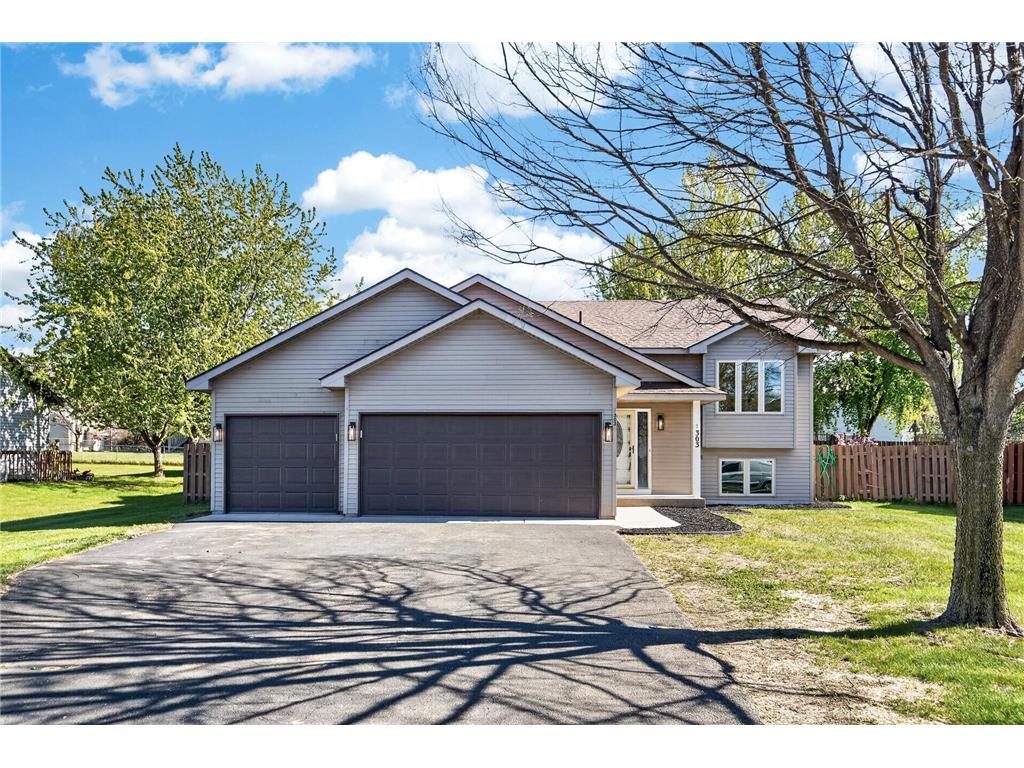 303 Elm Street SW Isanti MN 55040 7073394 image1