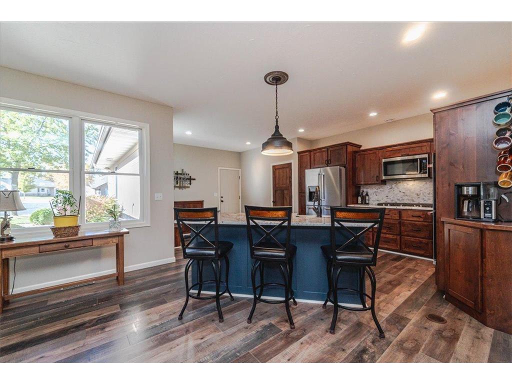 303 Fiddler Court SE New Prague MN 56071 7010250 image1