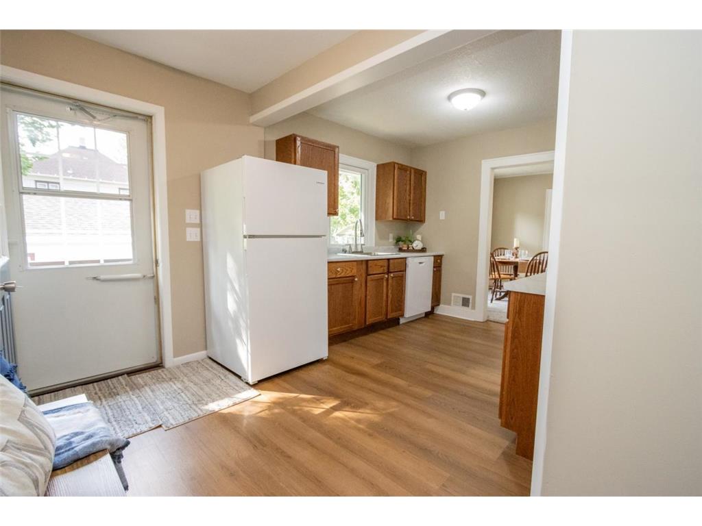 303 Grove Street SE Mapleton MN 56065 6781618 image25