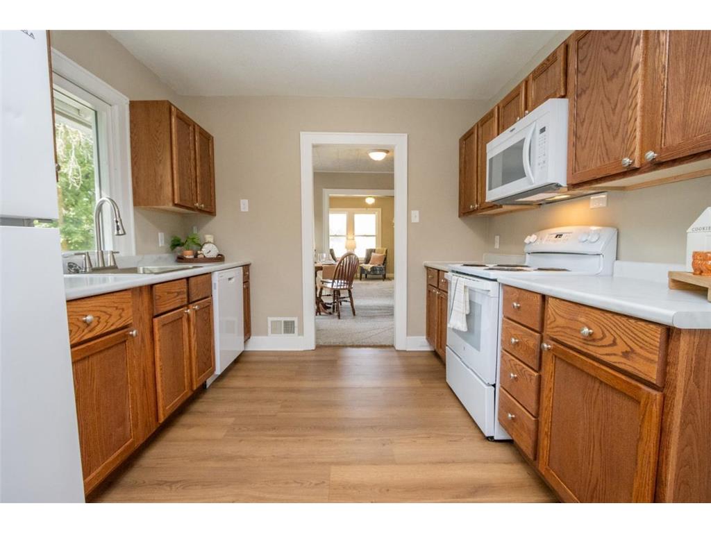 303 Grove Street SE Mapleton MN 56065 6781618 image27