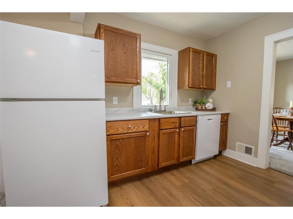 303 Grove Street SE Mapleton MN 56065 6781618 image29