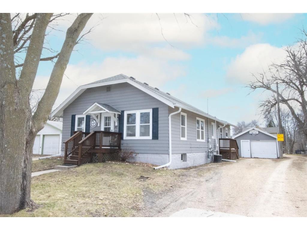 303 Grove Street SE Mapleton MN 56065 7043566 image1
