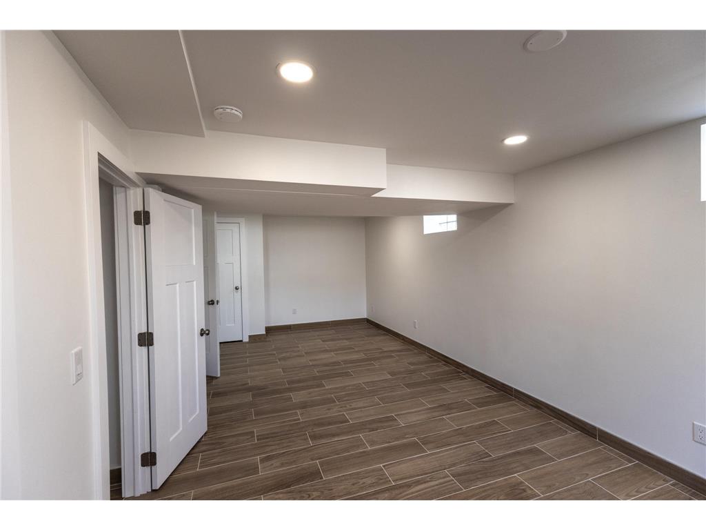 303 Haskell Street E West Saint Paul MN 55118 7050311 image32
