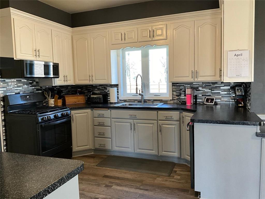 303 Kandiyohi Avenue, Prinsburg, MN, 56281 MLS 6520355 Edina Realty