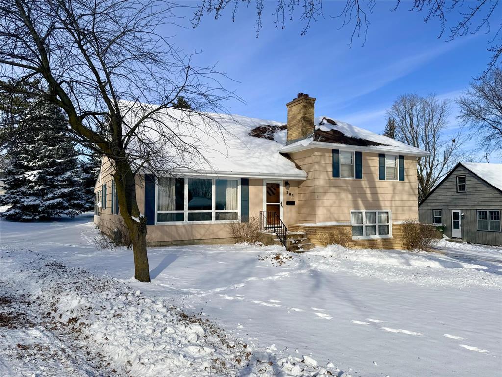 303 Lakehill Drive Worthington MN 56187 6823305 image2
