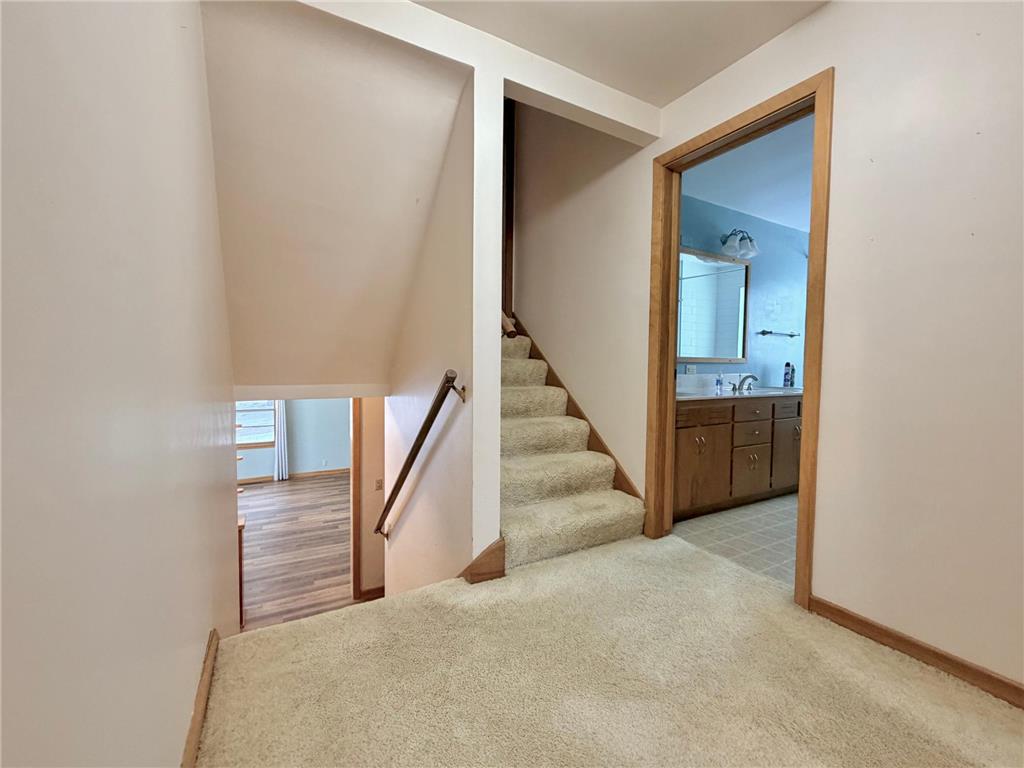 303 Lakehill Drive Worthington MN 56187 6823305 image24