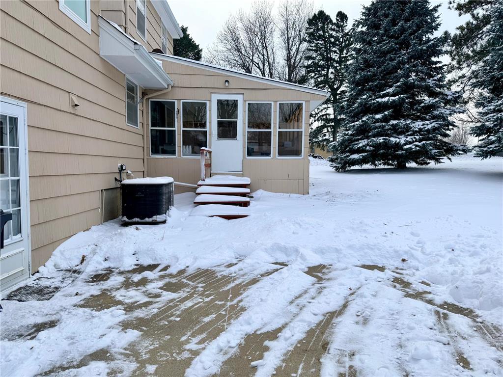 303 Lakehill Drive Worthington MN 56187 6823305 image5