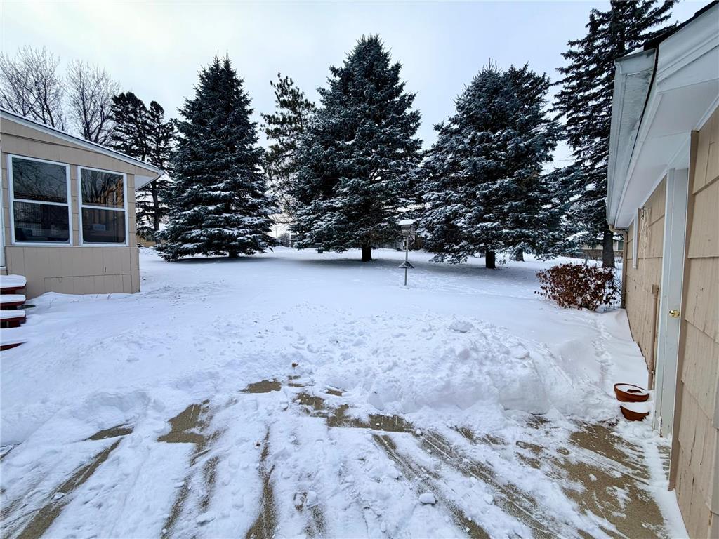 303 Lakehill Drive Worthington MN 56187 6823305 image7