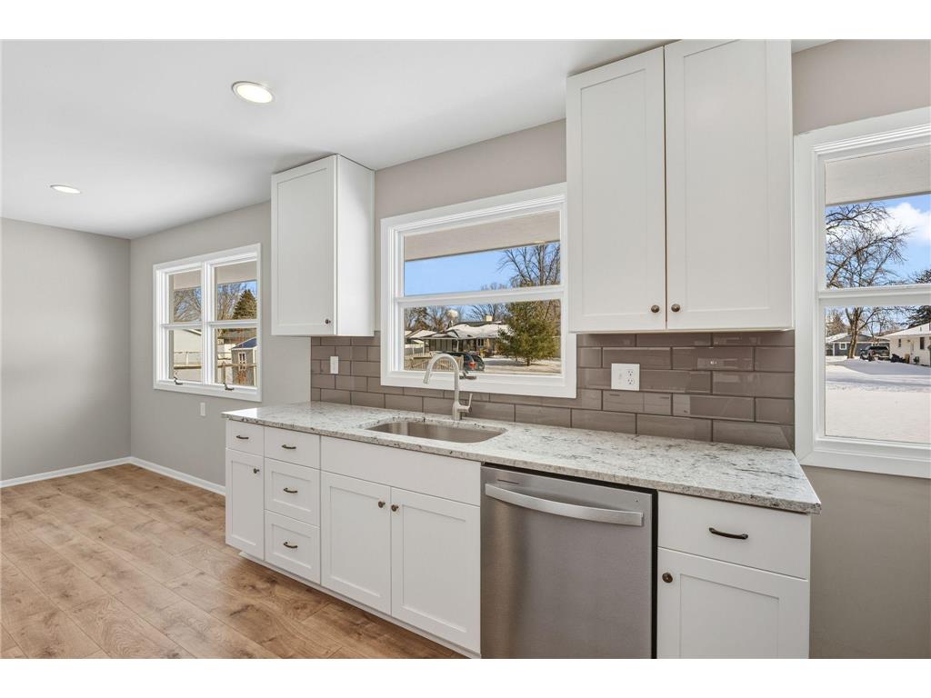 303 Lexington Avenue N New Prague MN 56071 7016489 image8