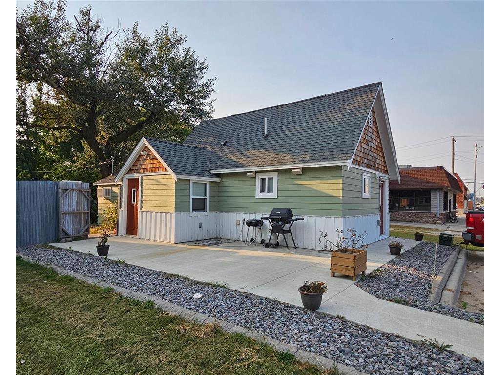 303 Main Avenue Carlos MN 56319 6603217 image1