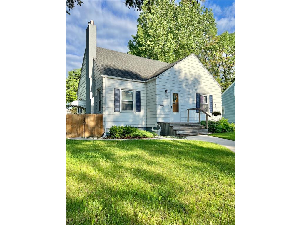 303 Merriam Avenue N Thief River Falls MN 56701 6366021 image1