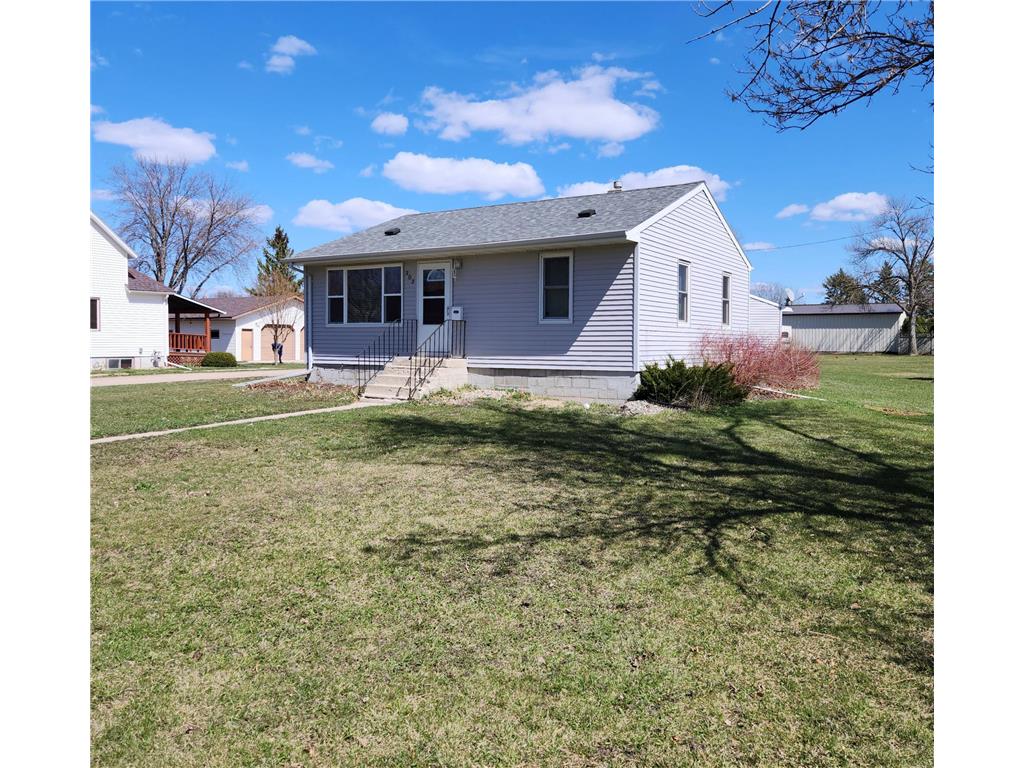 303 N 7th Street Olivia MN 56277 6518609 image1