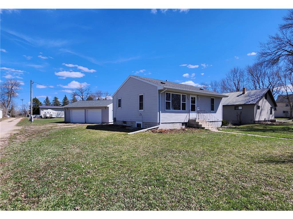 303 N 7th Street, Olivia, MN, 56277 MLS 6518609 Edina Realty