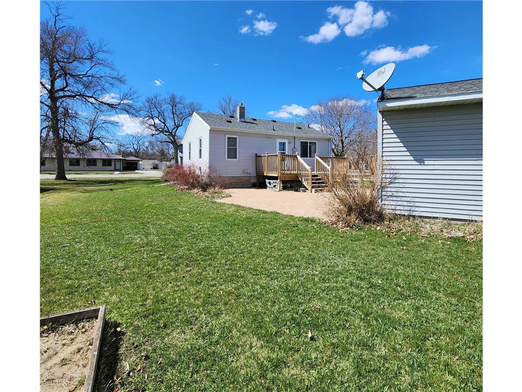 303 N 7th Street, Olivia, MN, 56277 MLS 6518609 Edina Realty