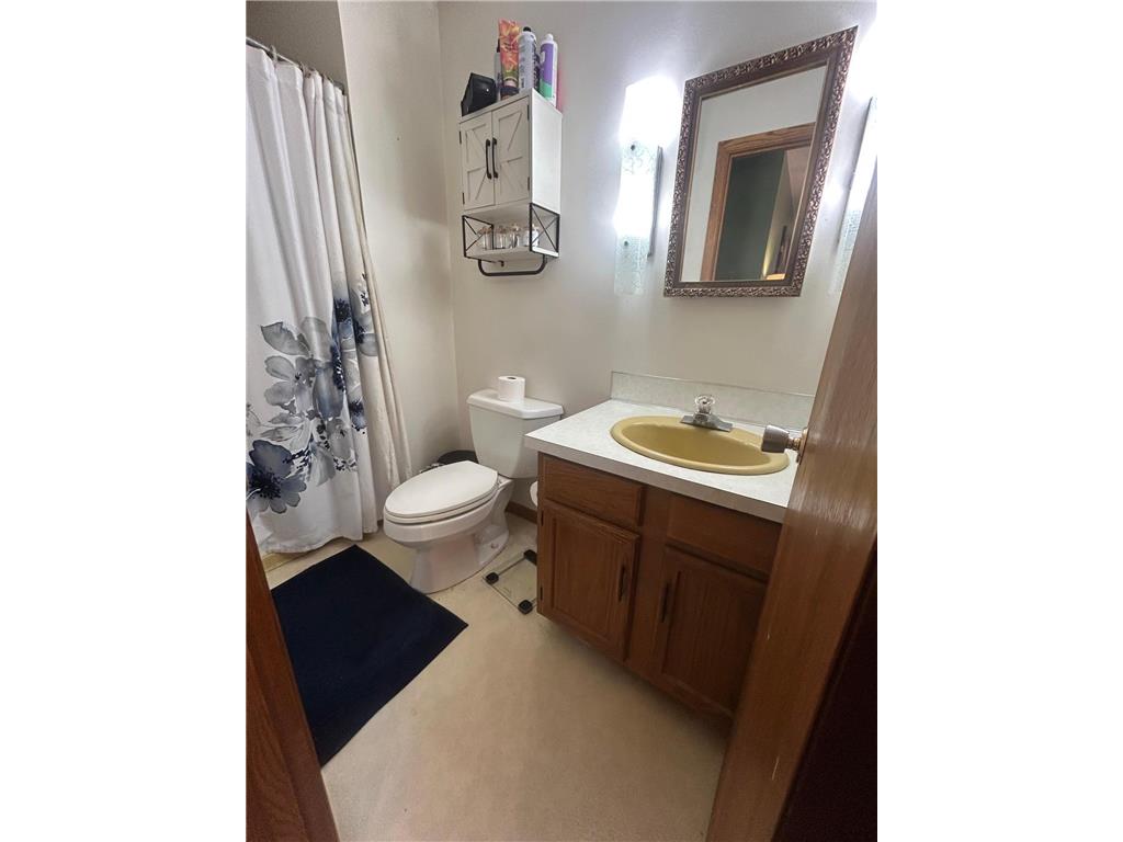303 N Clark Street Ceylon MN 56121 7051621 image11