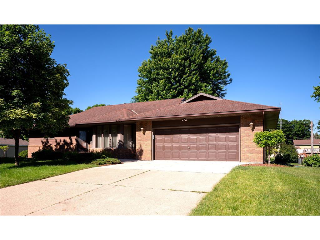 303 N Manyaska Street, Sherburn, MN, 56171 MLS 6548973 Edina Realty