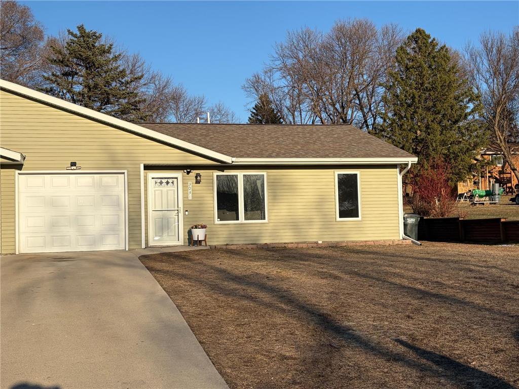 303 Quince Street SW #B New London MN 56273 7050115 image1