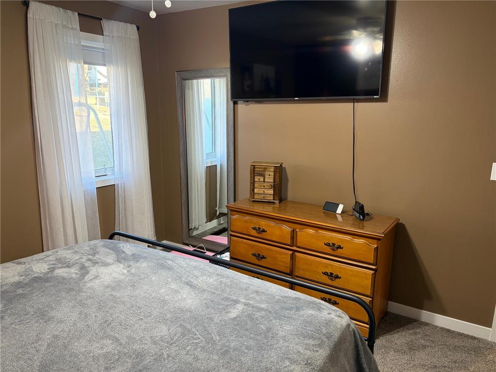 303 Quince Street SW #B New London MN 56273 7050115 image11