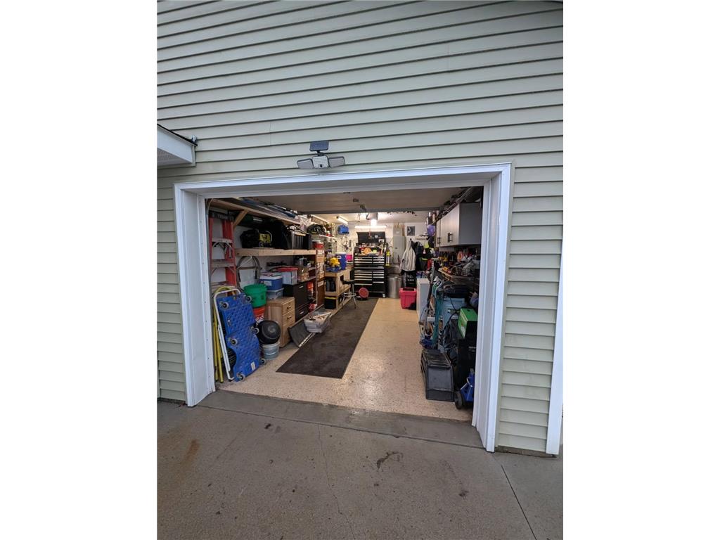 303 Quince Street SW #B New London MN 56273 7050115 image3