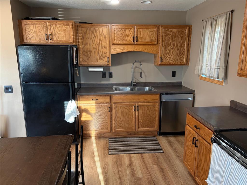 303 Quince Street SW #B New London MN 56273 7050115 image9