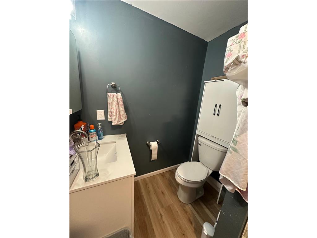 303 S Brook Street Hendricks MN 56136 7014708 image10