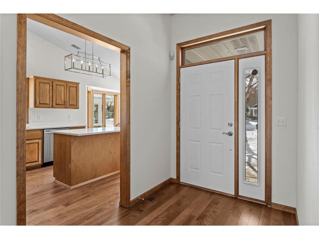 303 Sunflower Court Vadnais Heights MN 55127 7036665 image5