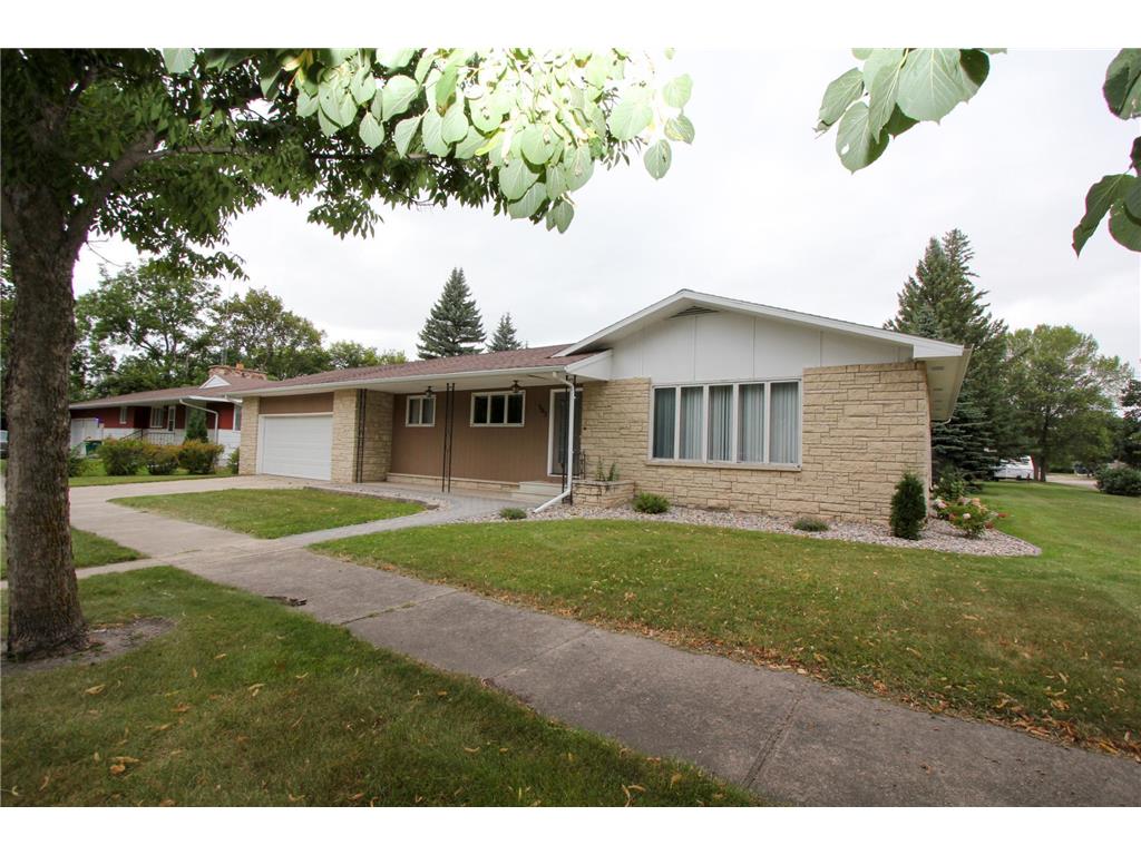 303 W 1st Street Argyle MN 56713 6783620 image1