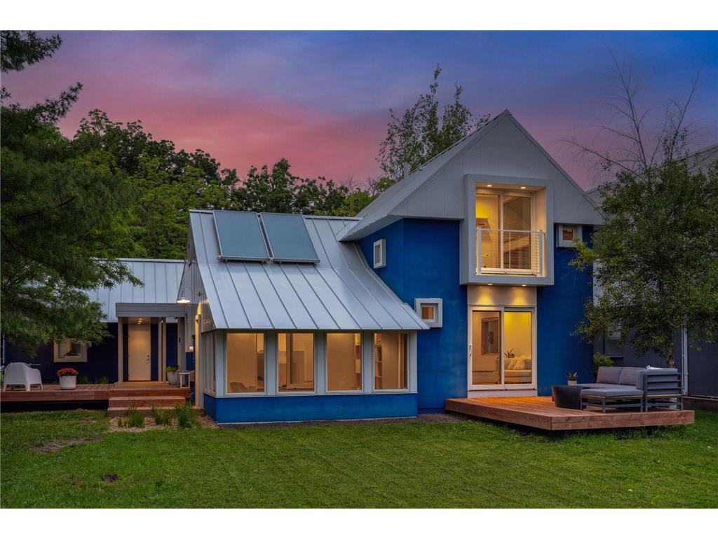 303 W 77th Street Chanhassen MN 55317 6729986 image1