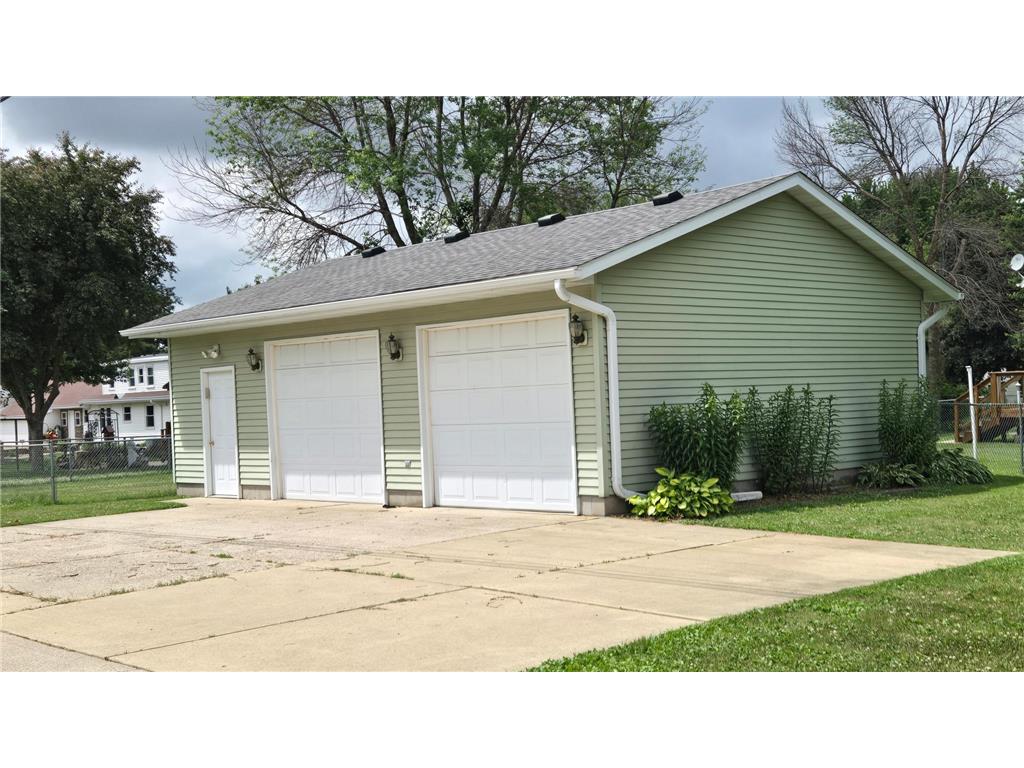 303 W Main Street Blooming Prairie MN 55917 7090970 image10