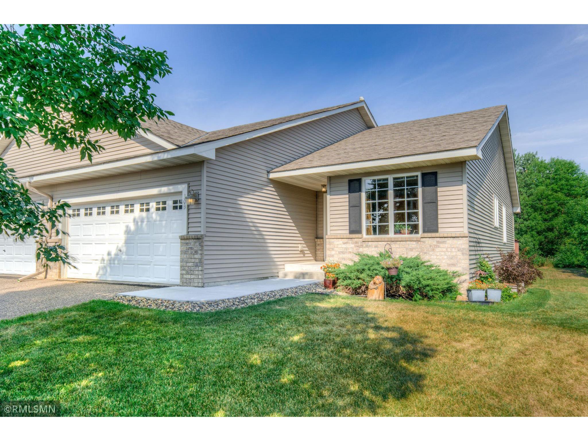 303 Wildwood Circle, Roberts, WI, 54023 MLS 6028317 Edina Realty