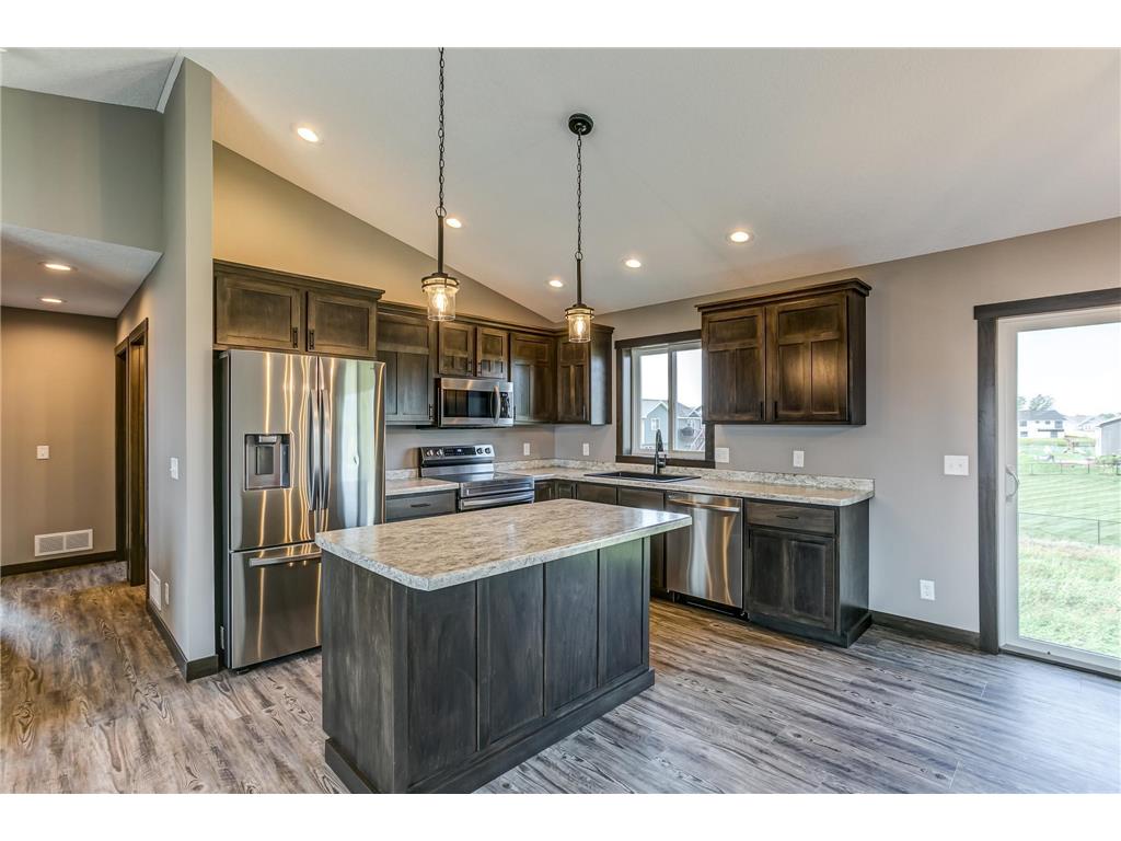 303 Wood Duck Lane Baldwin WI 54002 6398785 image1