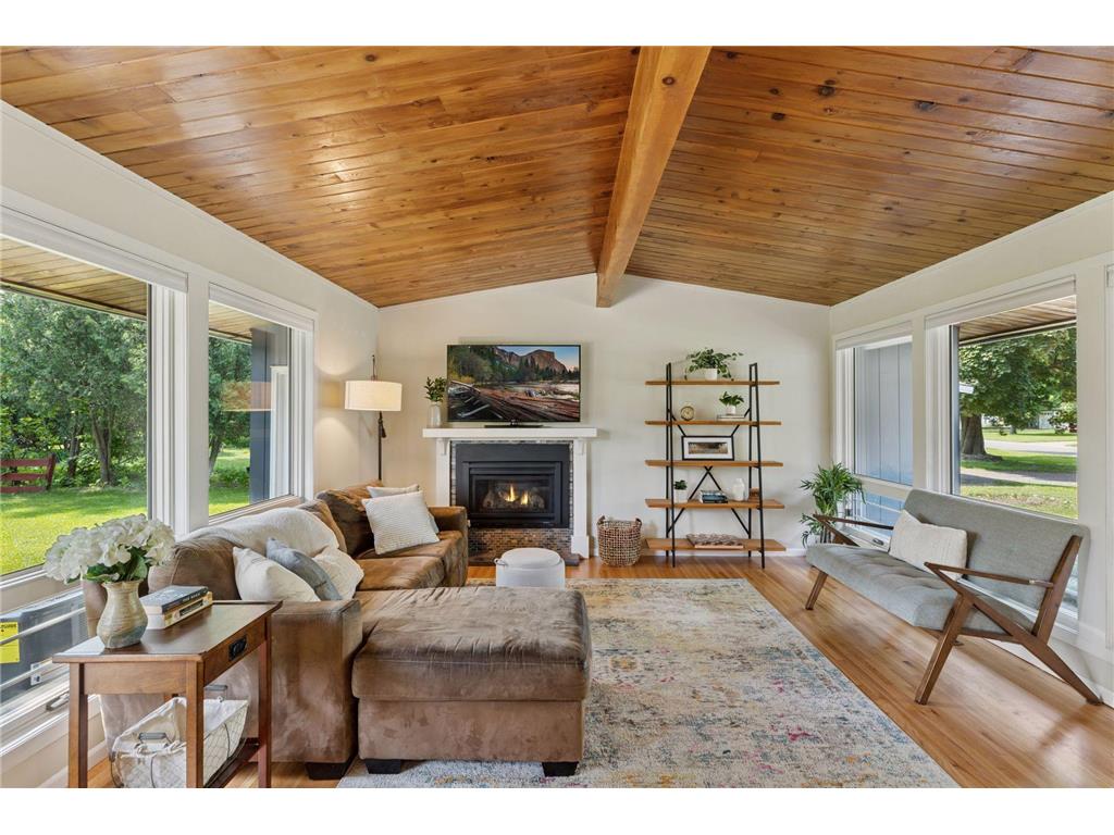 3030 Arona Street Roseville MN 55113 6725845 image1