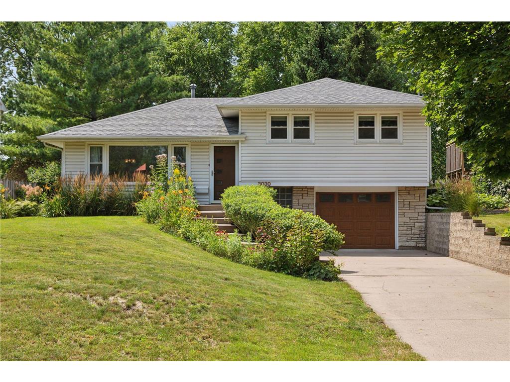3030 Harding Street NE Saint Anthony MN 55418 6549125 image1