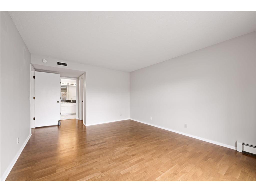 3030 Saint Albans Mill Road #115 Minnetonka MN 55305 7080001 image20
