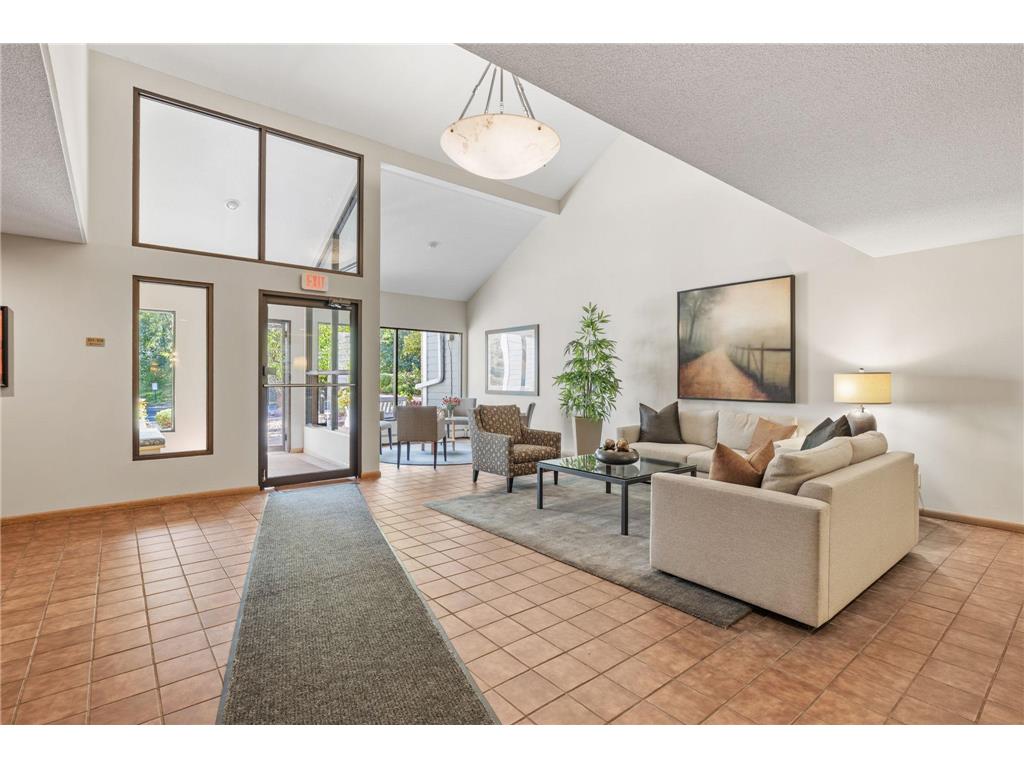 3030 Saint Albans Mill Road #115 Minnetonka MN 55305 7080001 image48