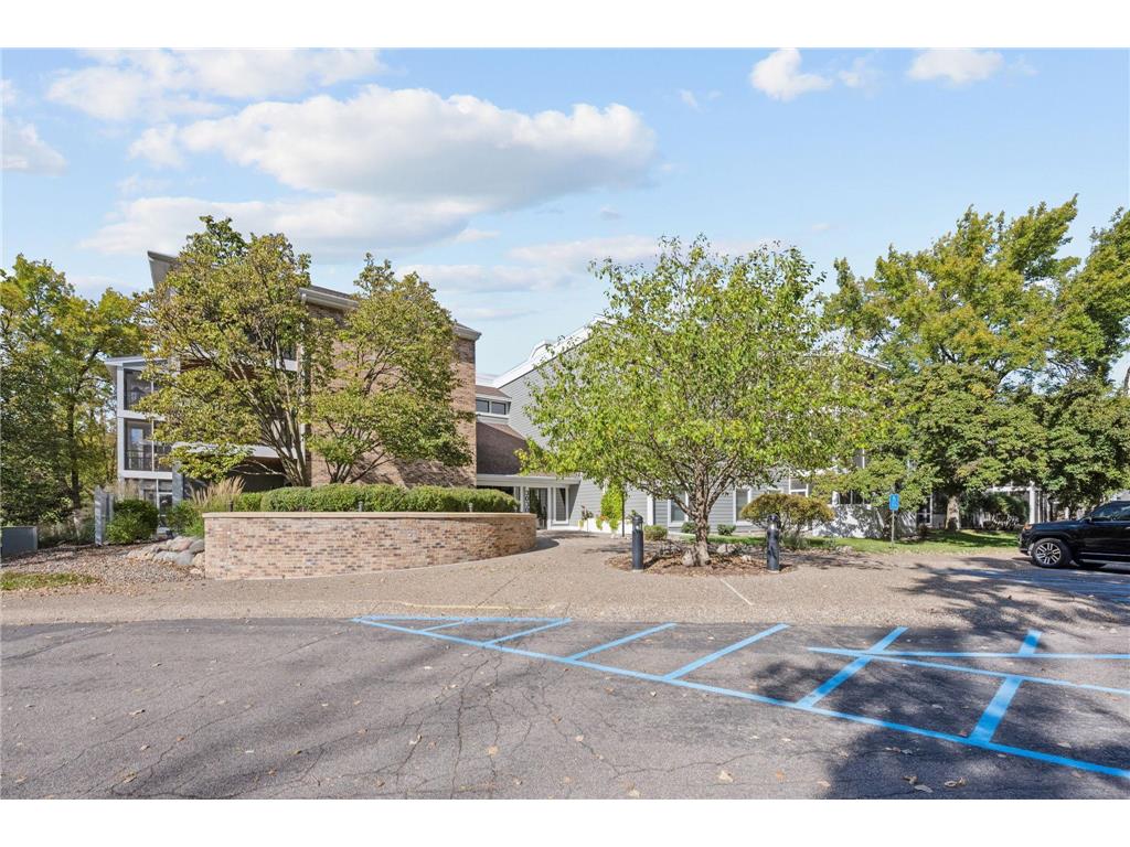 3030 Saint Albans Mill Road #115 Minnetonka MN 55305 7080001 image56