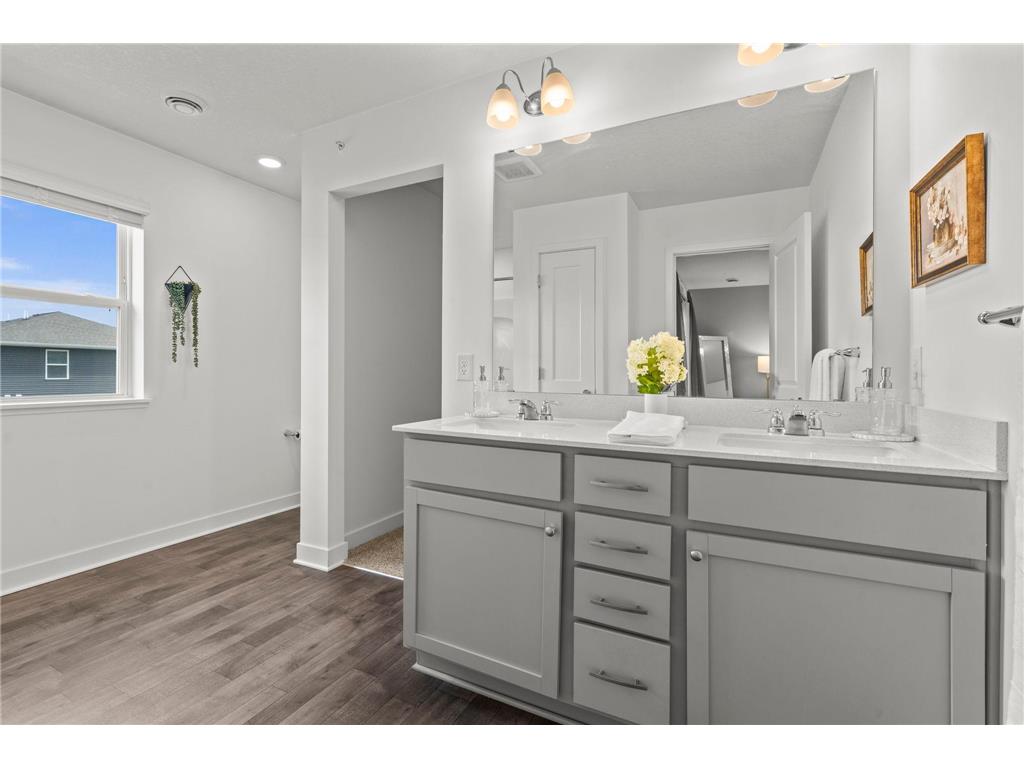 3031 126th Avenue NE #F Blaine MN 55449 7073019 image20
