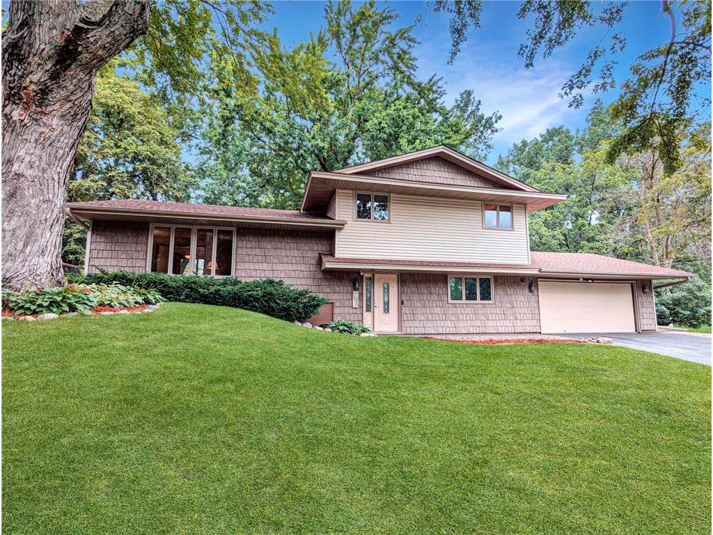 3032 Independence Circle N New Hope MN 55427 6552407 image1