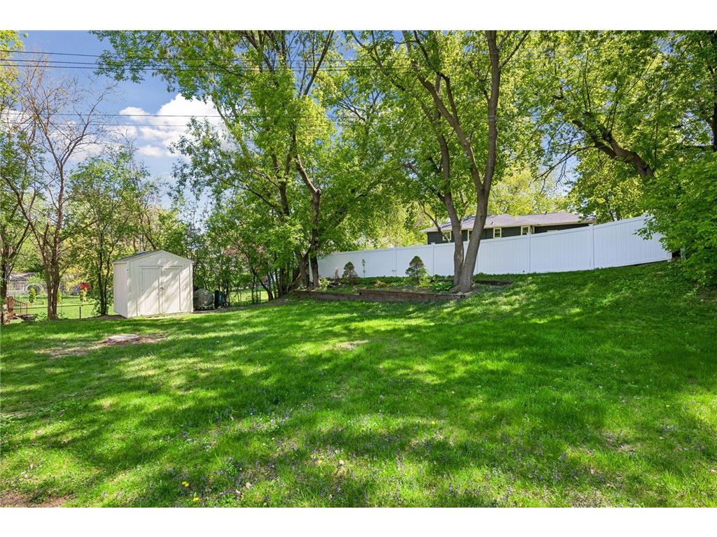 3032 Louisiana Avenue N Crystal MN 55427 7071165 image35