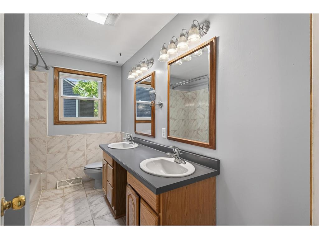 30325 Elm Street Lindstrom MN 55045 7085518 image21