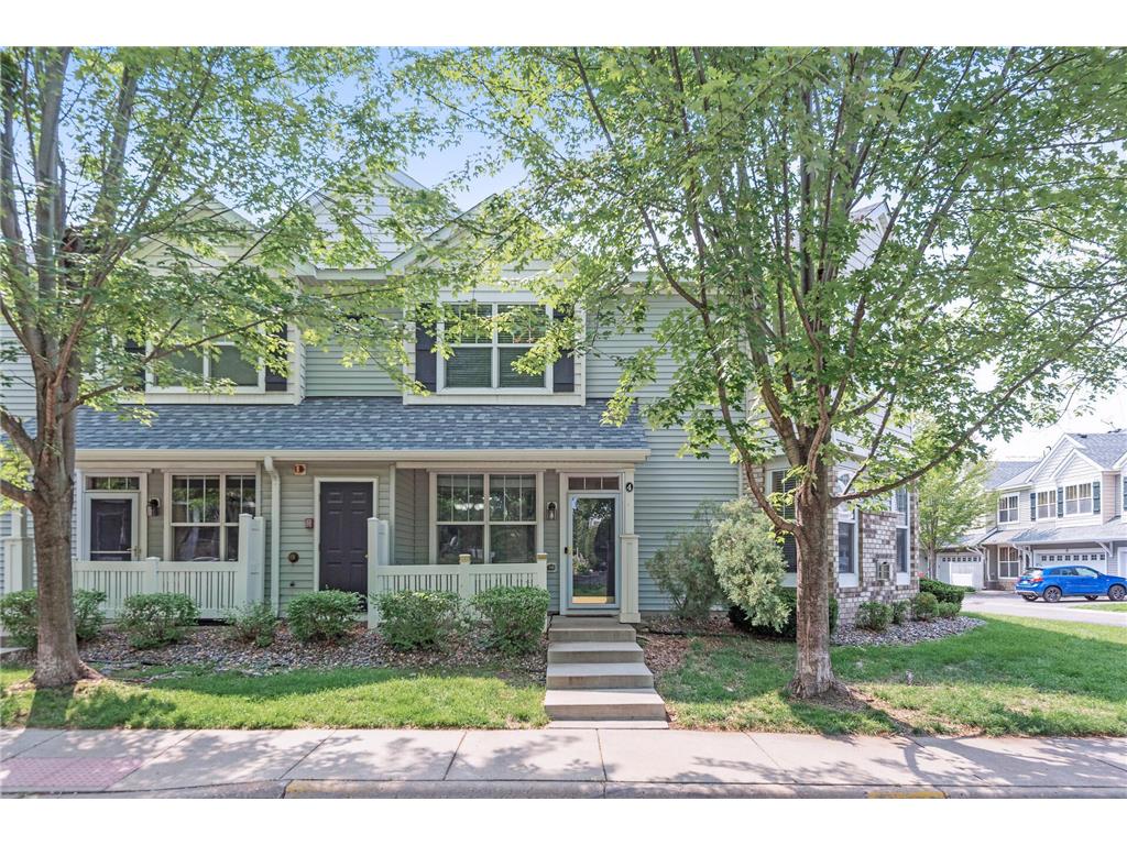 3033 Chamberlain Street N #4 Maplewood MN 55109 6384707 image1
