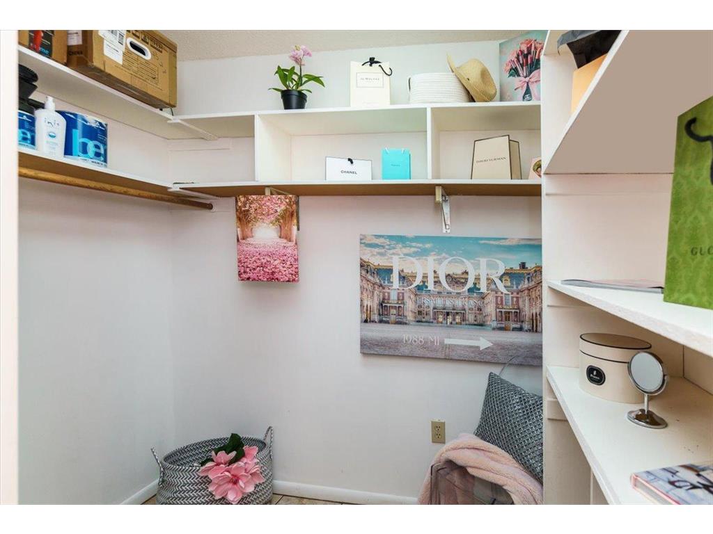 3033 E Bde Maka Ska Parkway #201 Minneapolis MN 55408 - Bde Maka Ska 6777379 image22