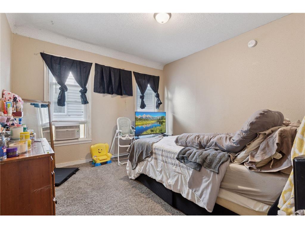 3033 Park Avenue S Minneapolis MN 55407 7090537 image10