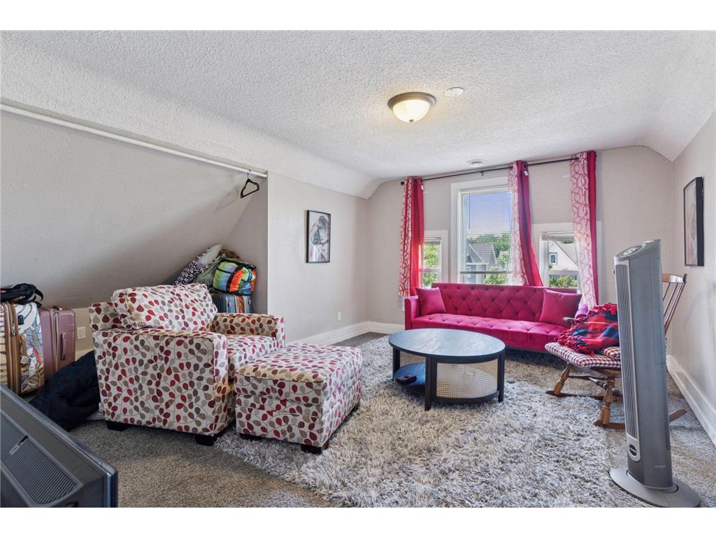 3033 Park Avenue S Minneapolis MN 55407 7090537 image32